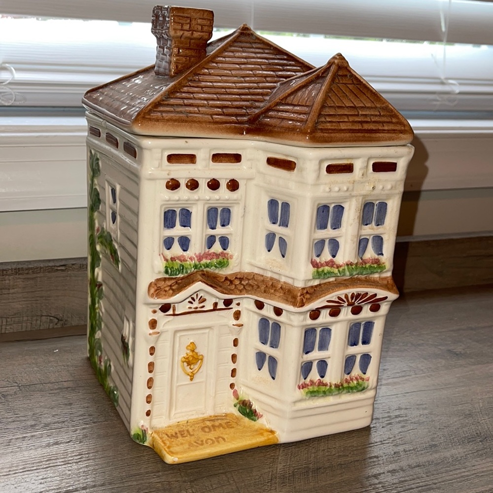 Avon Vintage 1983 Ceramic Townhouse Canister